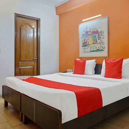 Oyo Flagship 592 Hauz Khas Village Yeni Delhi Dış mekan fotoğraf