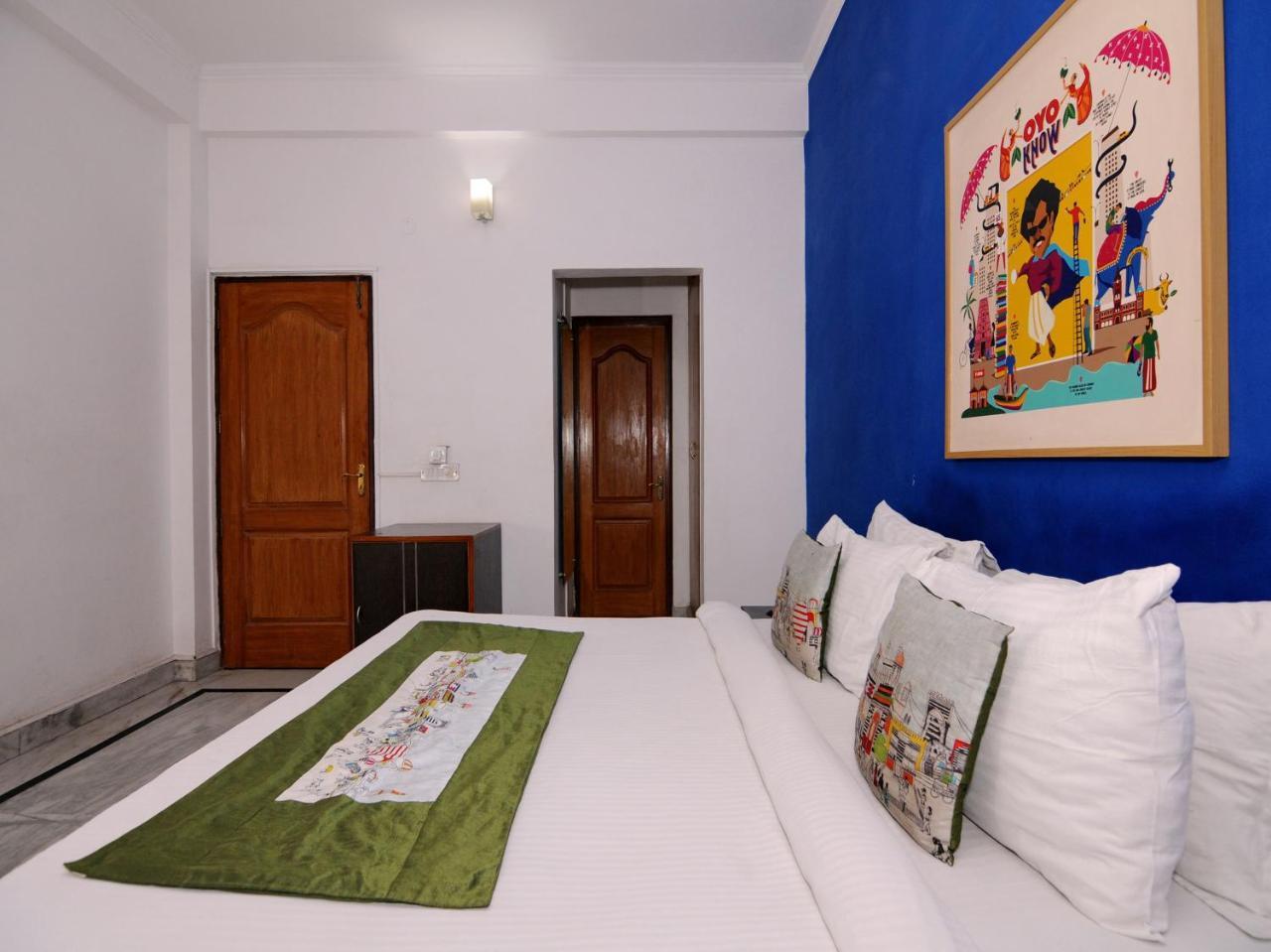 Oyo Flagship 592 Hauz Khas Village Yeni Delhi Dış mekan fotoğraf