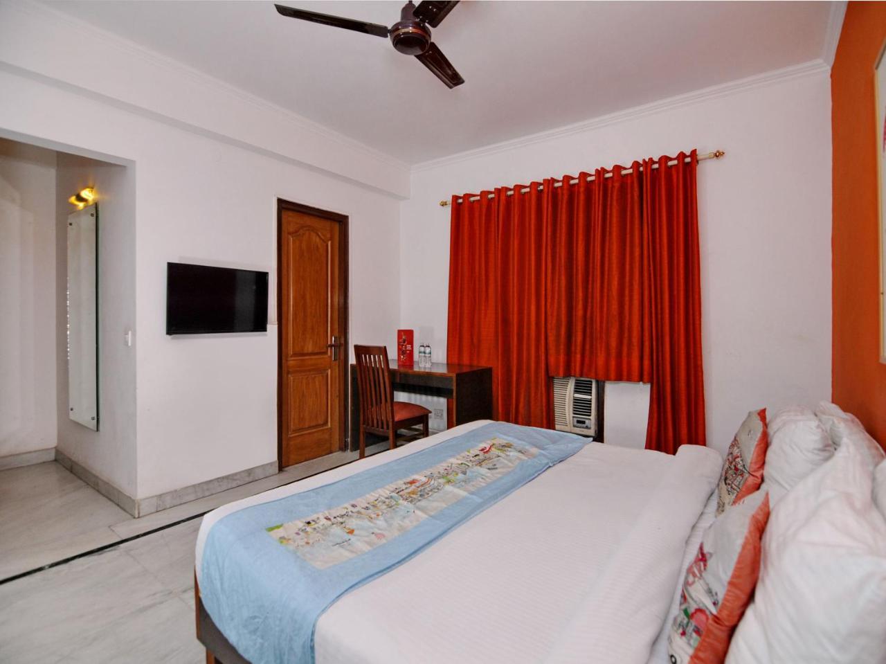 Oyo Flagship 592 Hauz Khas Village Yeni Delhi Dış mekan fotoğraf