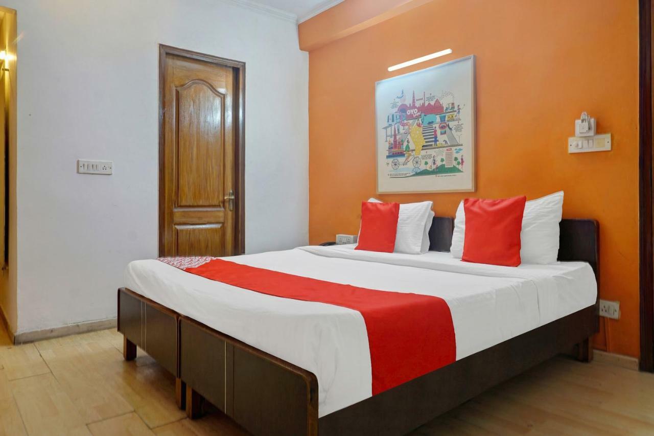 Oyo Flagship 592 Hauz Khas Village Yeni Delhi Dış mekan fotoğraf