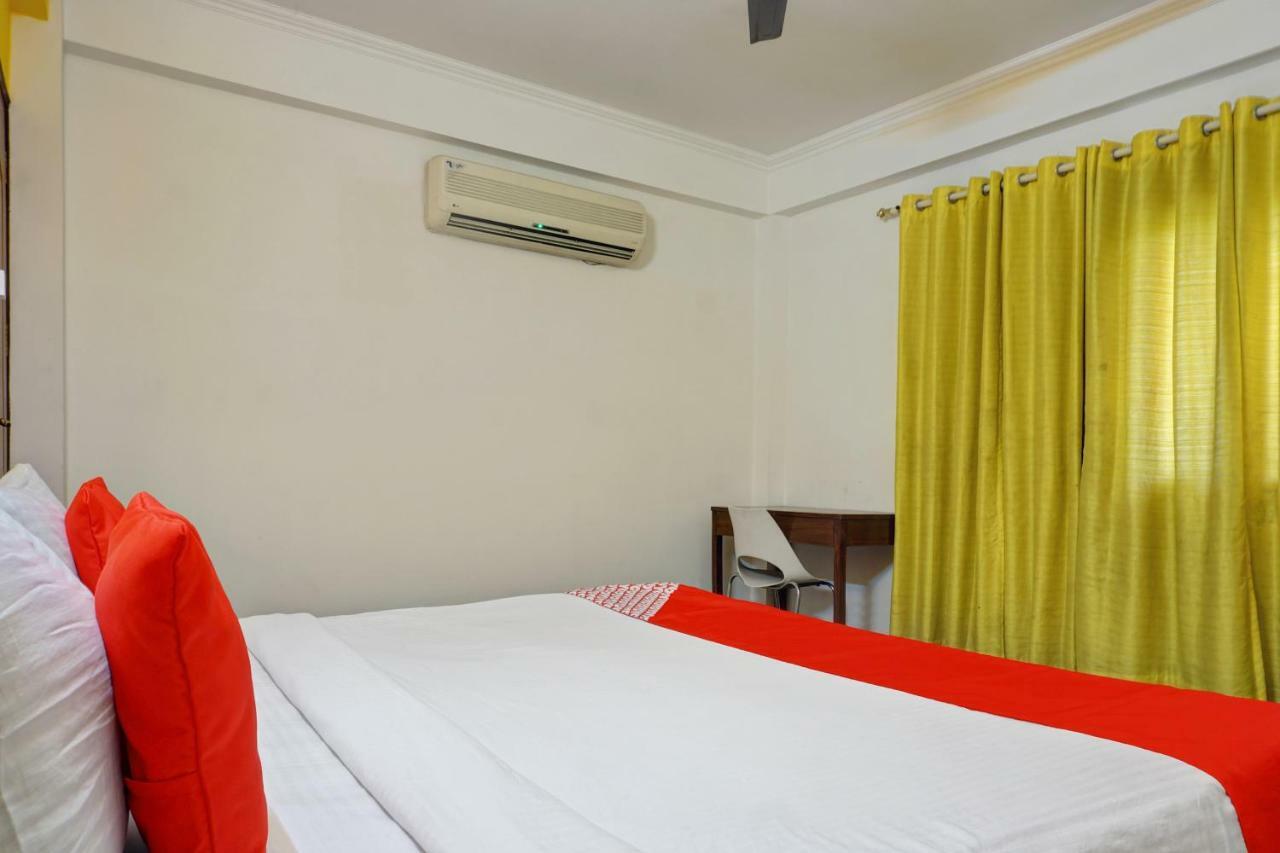 Oyo Flagship 592 Hauz Khas Village Yeni Delhi Dış mekan fotoğraf